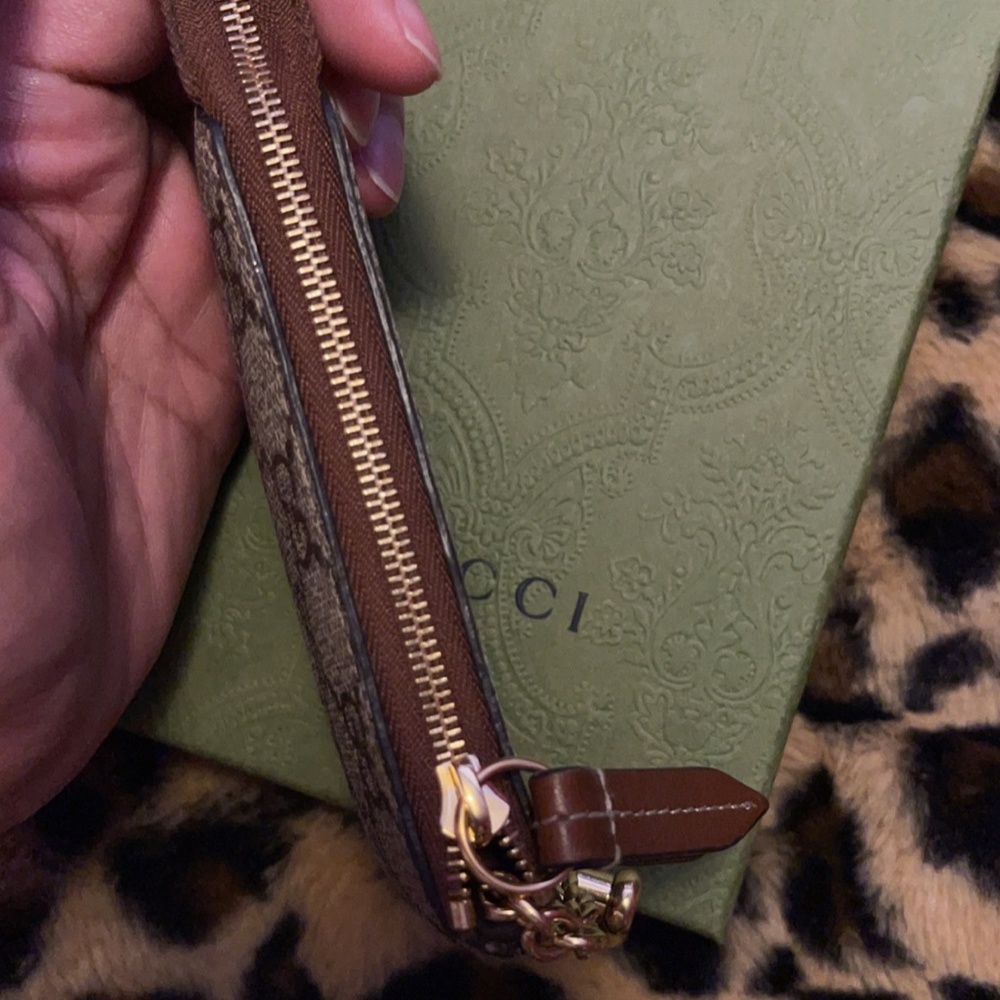 Gucci GG Supreme key pouch - Picture 3 of 6